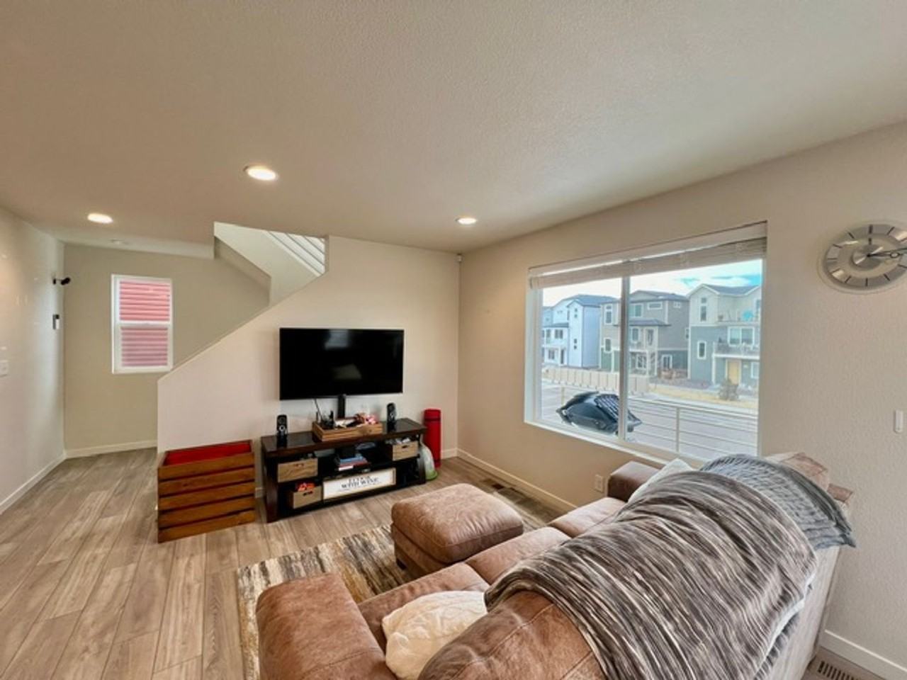 9173 Castlebear Dr - Photo 3 of 19