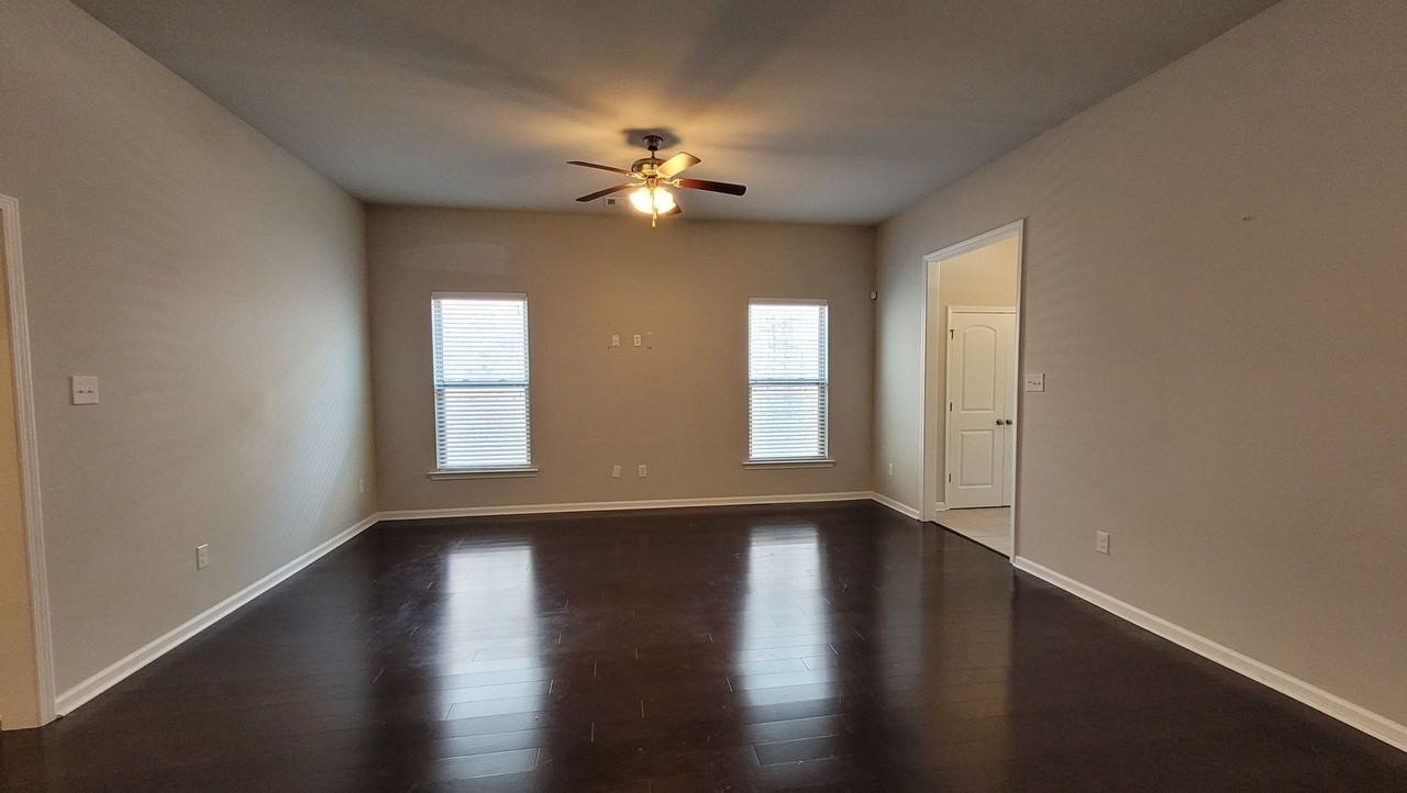 14419 Tanya Dr - Photo 2 of 9