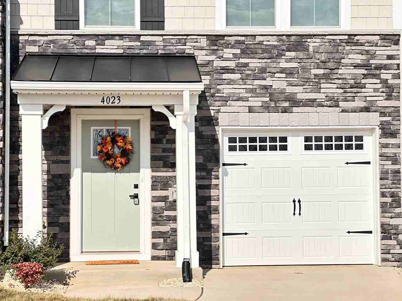 4023 Purple Flora Bnd - Photo 3 of 38