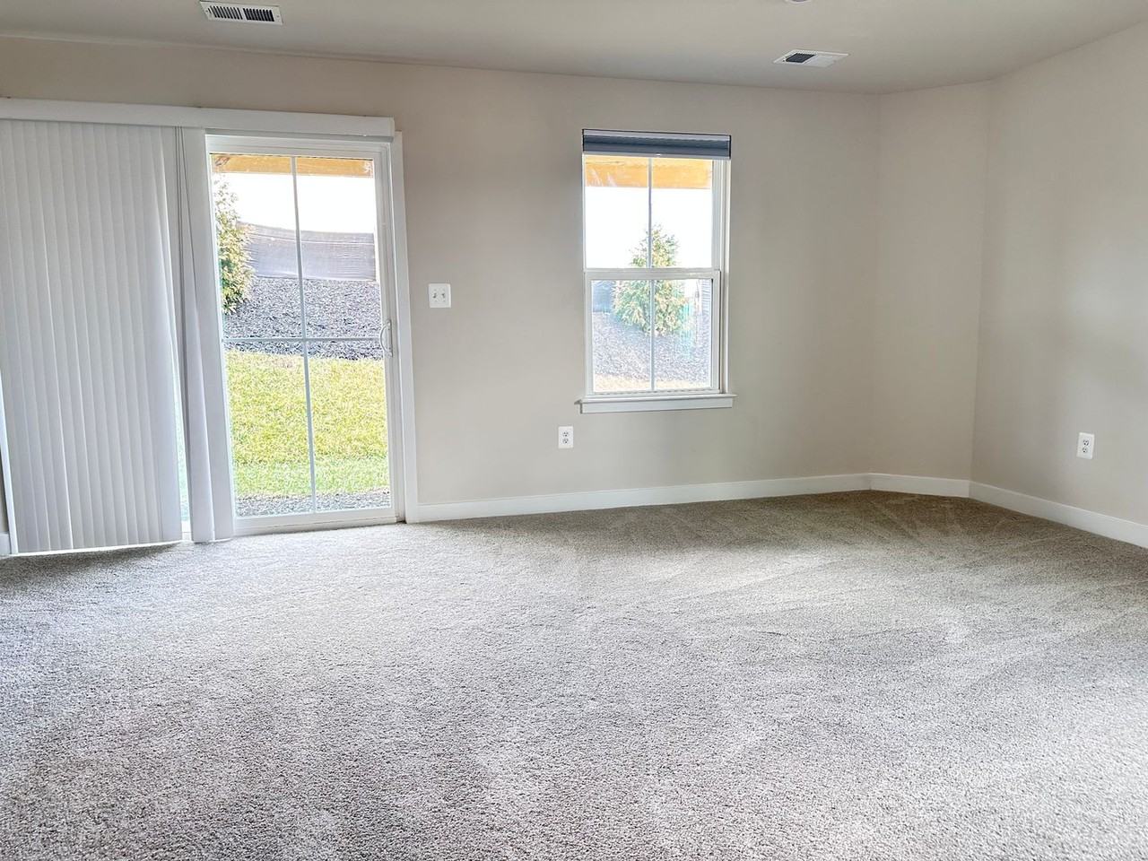 4023 Purple Flora Bnd - Photo 4 of 38