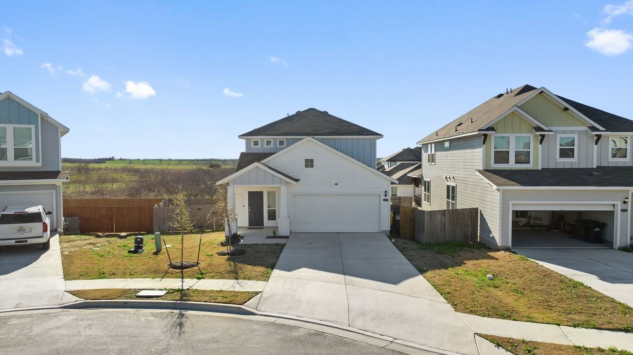 408 Black Opal Dr - Photo 3 of 50