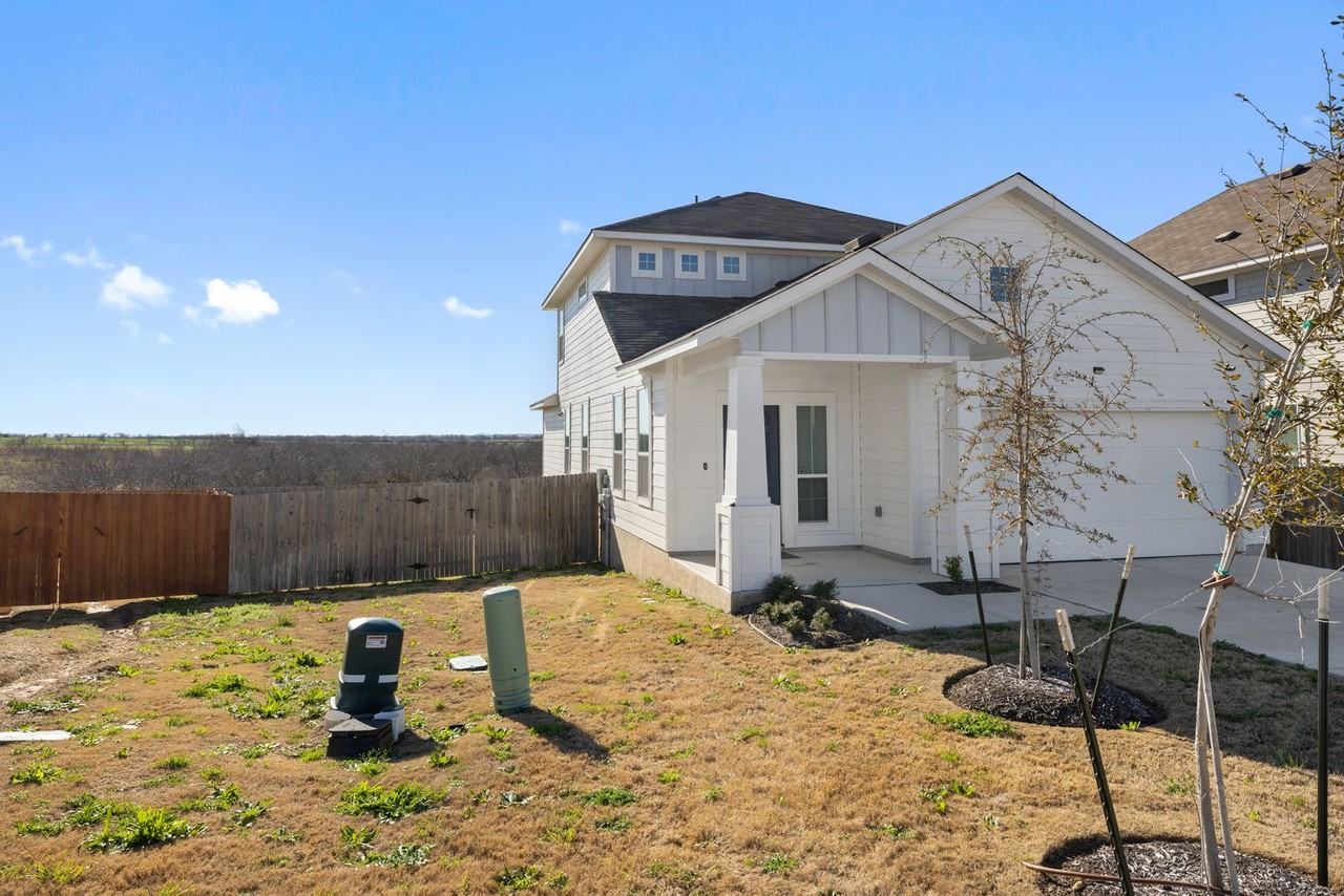 408 Black Opal Dr - Photo 4 of 50