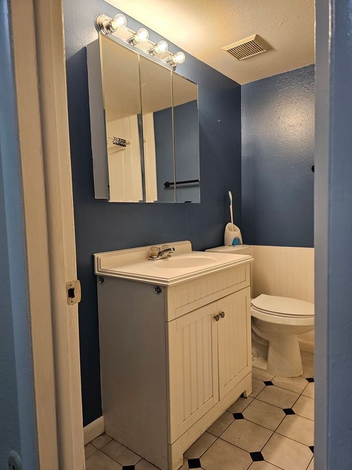 1265 Colorado Boulevard #9 - Photo 6 of 11