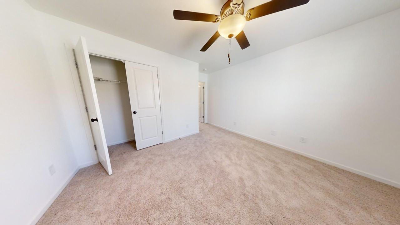 138 Northern Flicker Dr - Photo 2 of 32