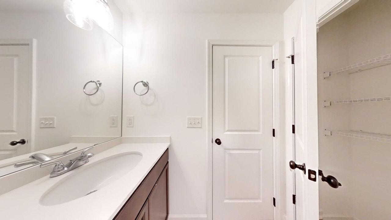 138 Northern Flicker Dr - Photo 7 of 32