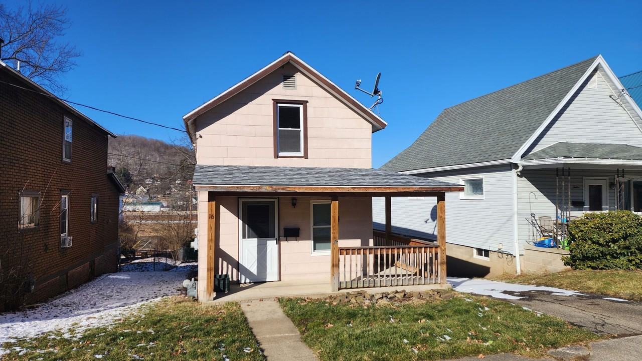 16 Rochester St - Photo 3 of 20