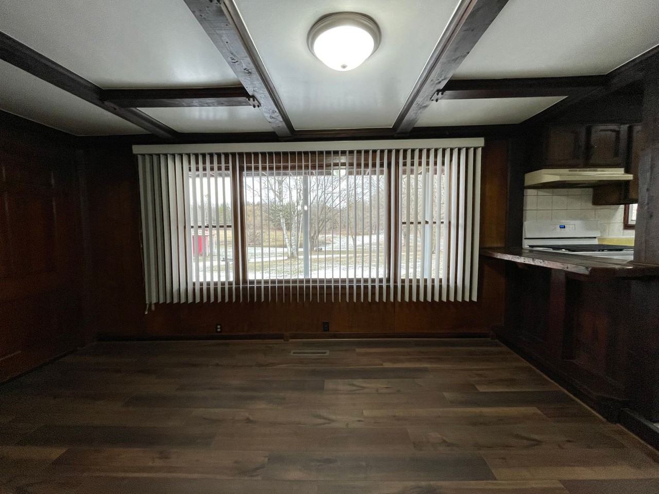 6450 Hart Dr - Photo 3 of 26