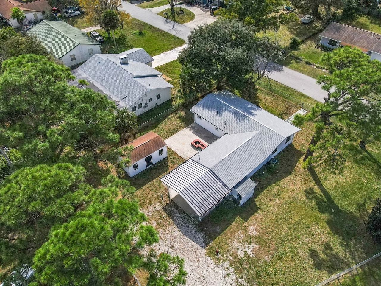 1607 India Palm Dr - Photo 2 of 48