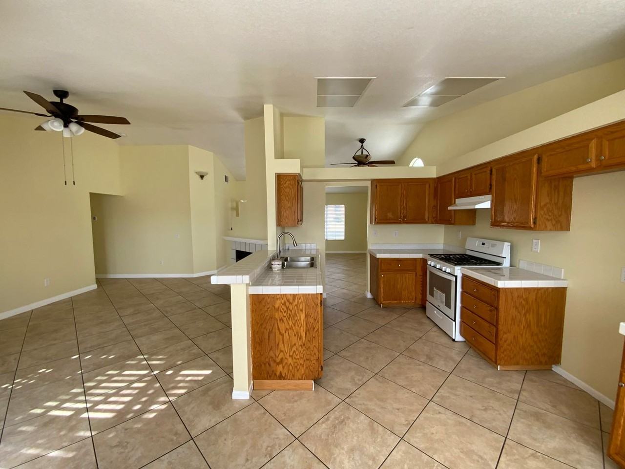 31651 Willow View Pl - Photo 5 of 12