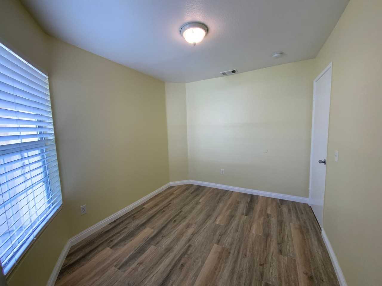 31651 Willow View Pl - Photo 6 of 12