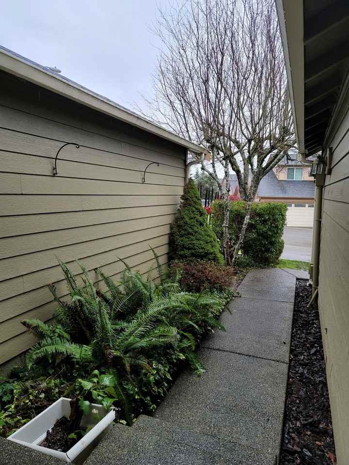 9665 Long Point Ln Nw - Photo 2 of 23
