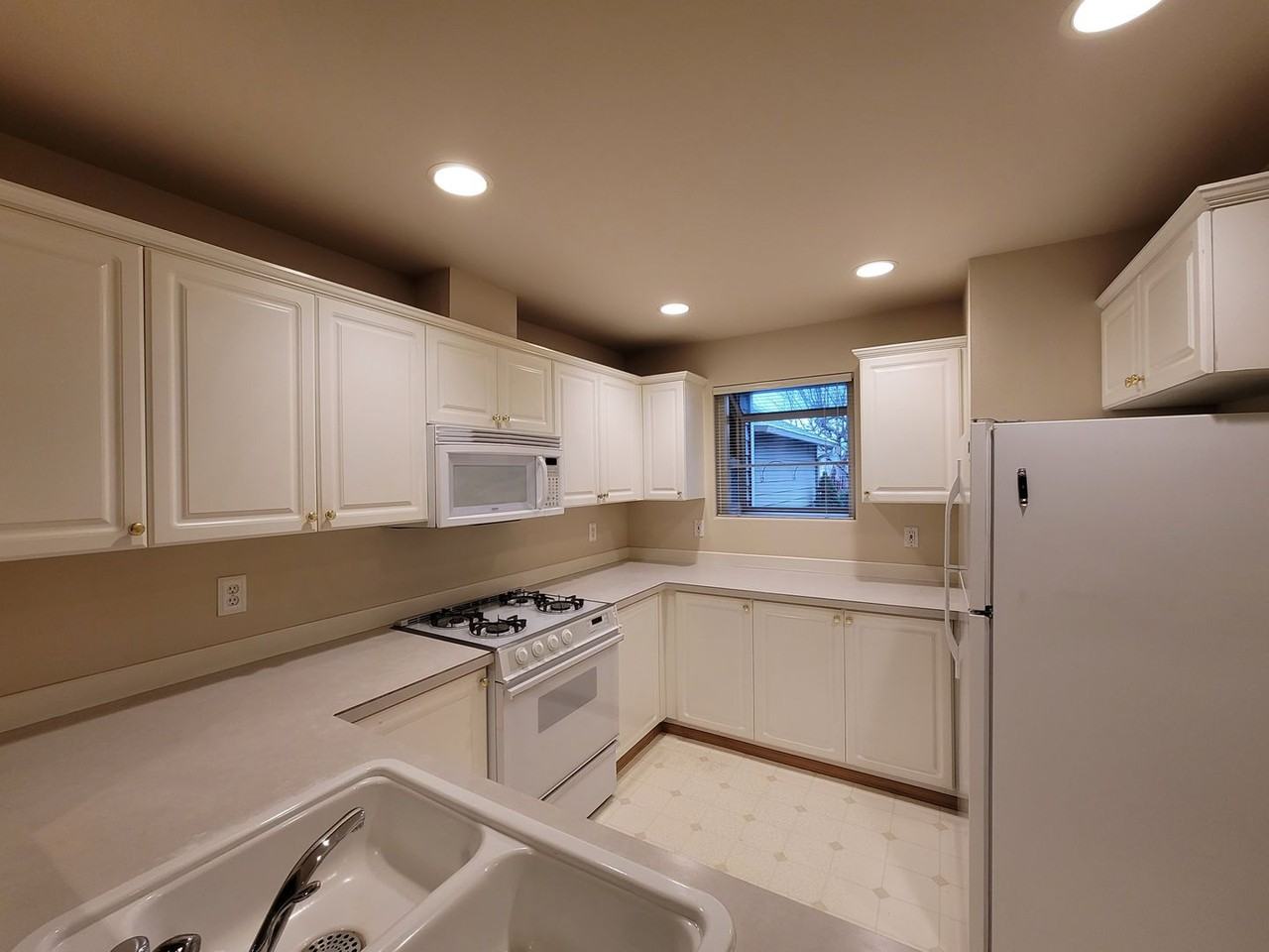 9665 Long Point Ln Nw - Photo 6 of 23