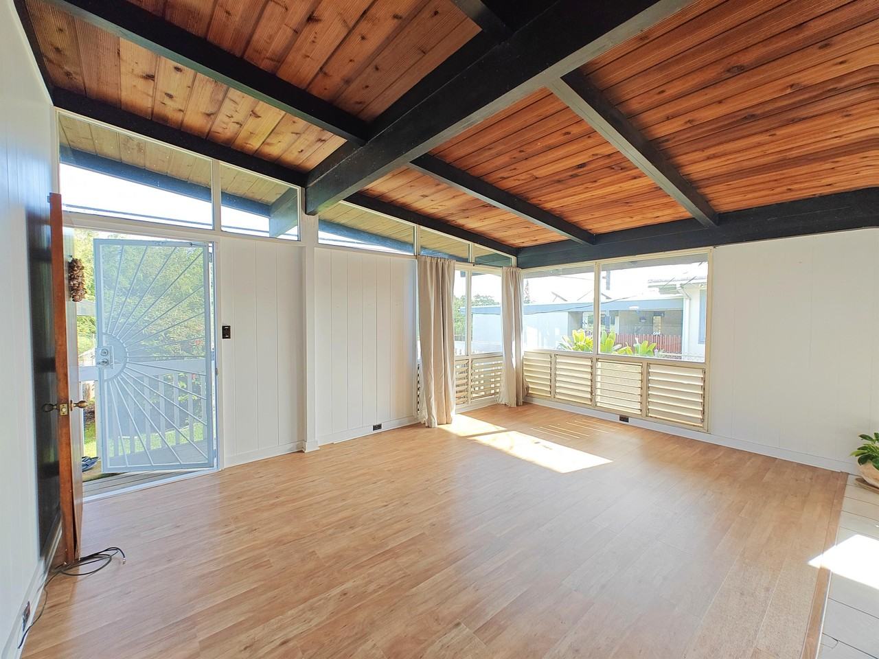 41-1644 Kalanianaʻole Highway - Photo 2 of 6