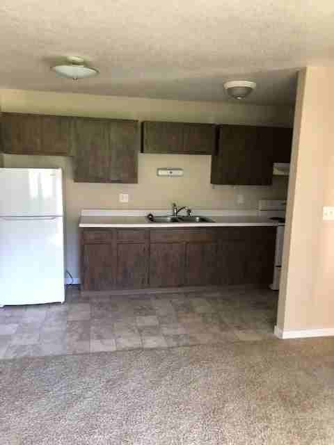 Beaver Creek Apartments - Photo 2 of 4
