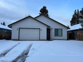 featured image of 16418 Cassidy Ct