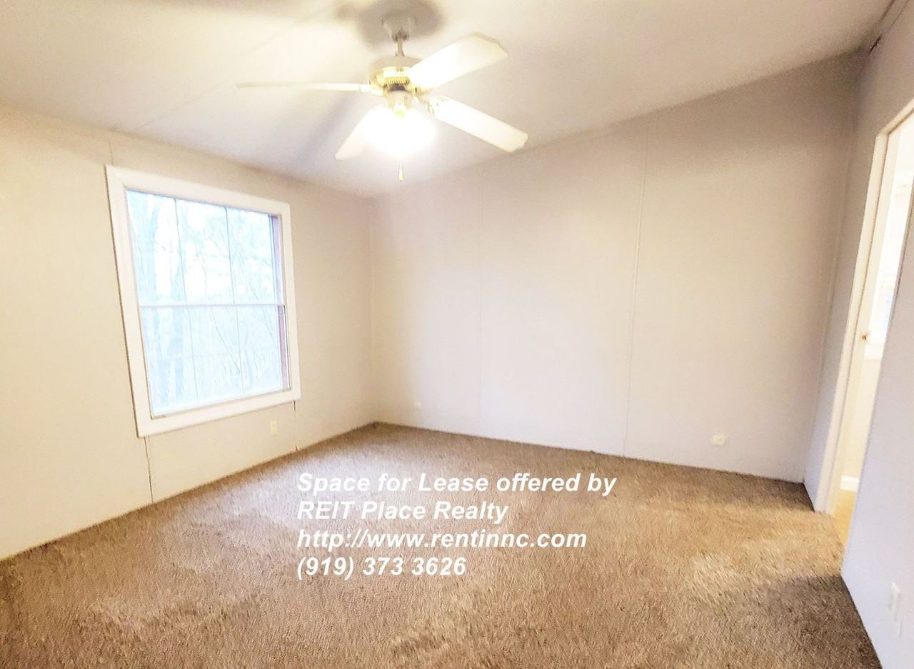 107 Dave Mccracken Rd - Photo 3 of 13