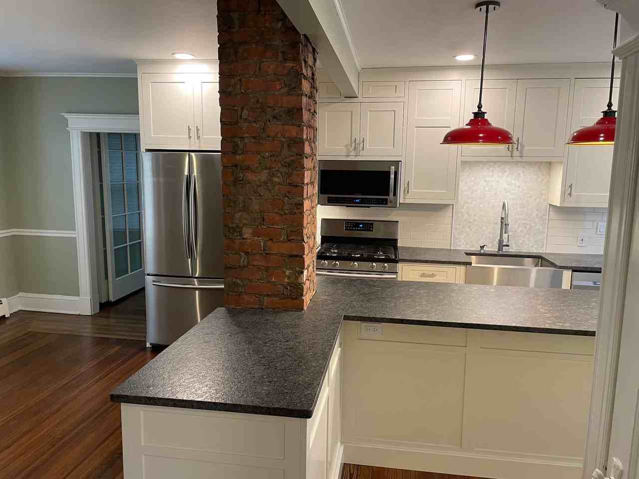 245 Whiting Ln - Photo 3 of 27
