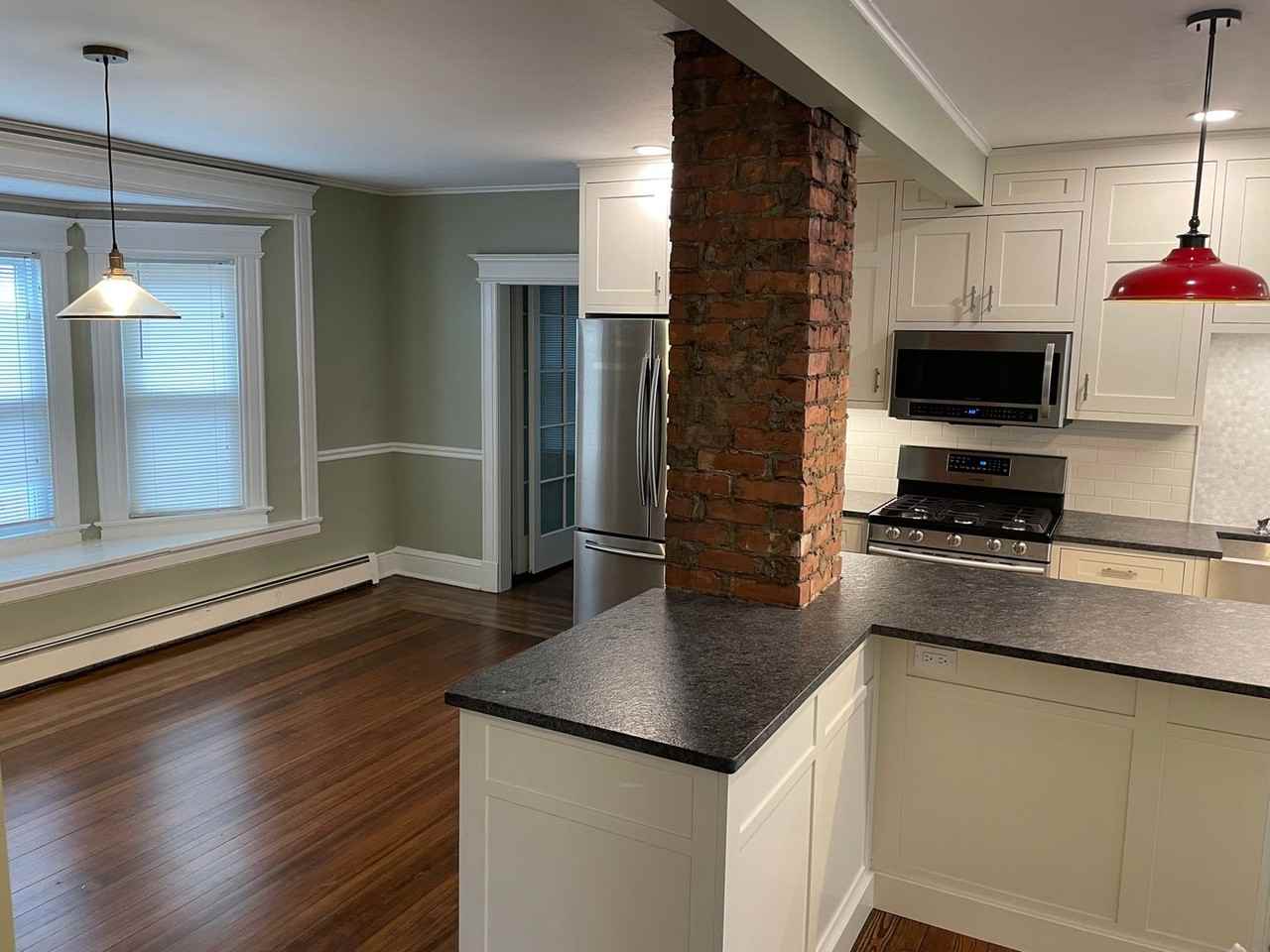 245 Whiting Ln - Photo 4 of 27