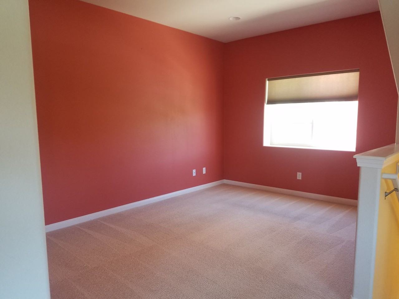 810 Lawrence Dr - Photo 3 of 6