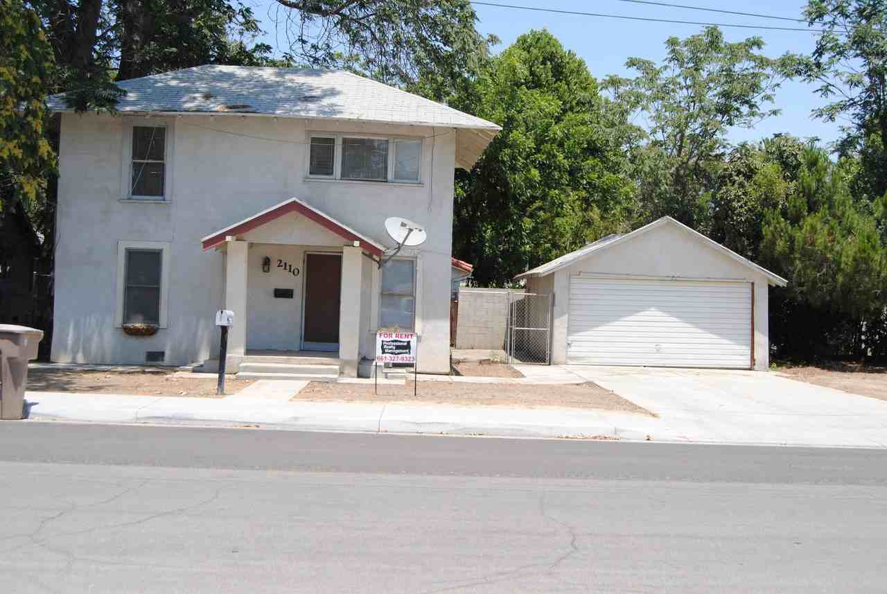 2110 Bank St - Photo 2 of 5