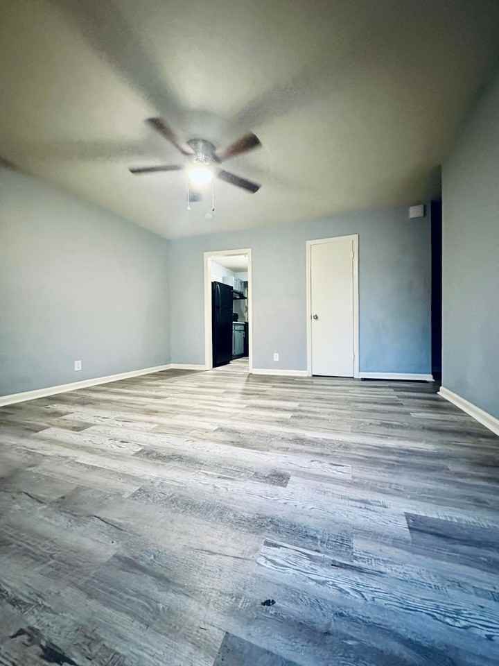 4215 E 54th St - Photo 2 of 5