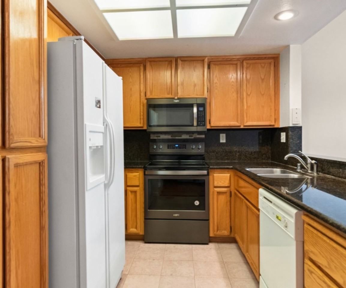 74 Cherry Ridge Ln - Photo 5 of 19