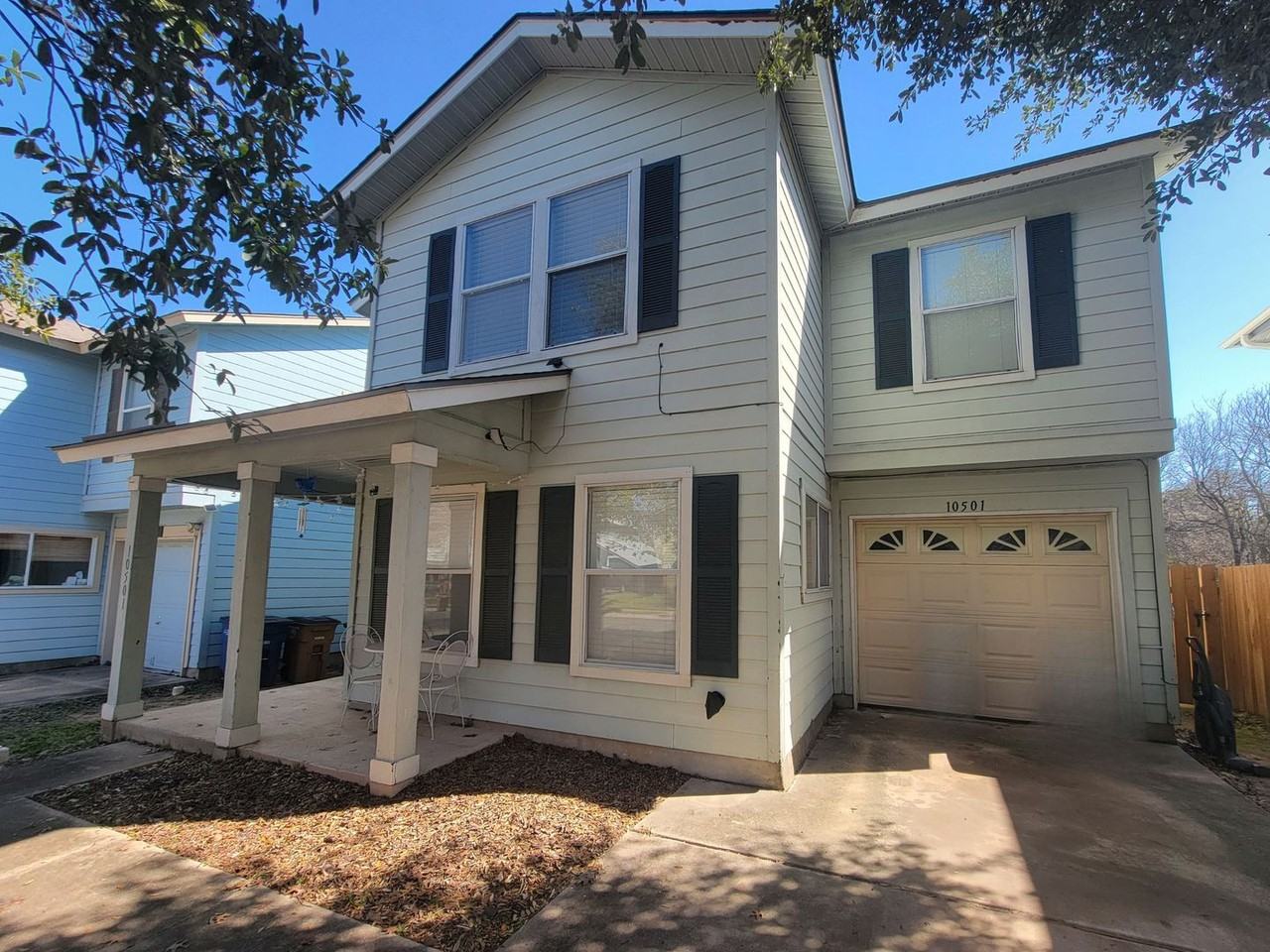 10501 Garbacz Dr - Photo 2 of 10