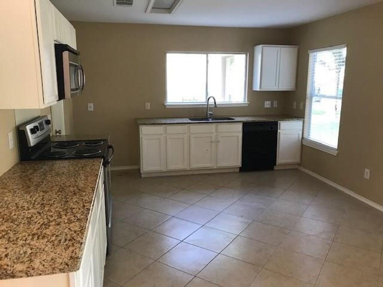 10501 Garbacz Dr - Photo 4 of 10