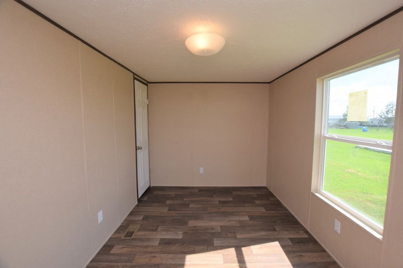 1358 Tall Sky Dr - Photo 6 of 8