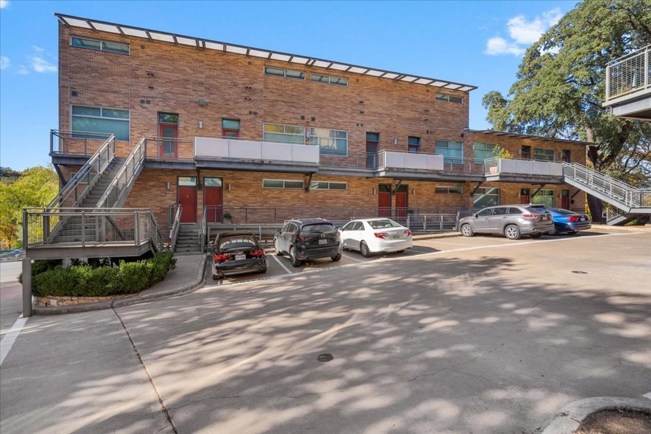 2205 N Lamar Blvd #214 - Photo 2 of 22