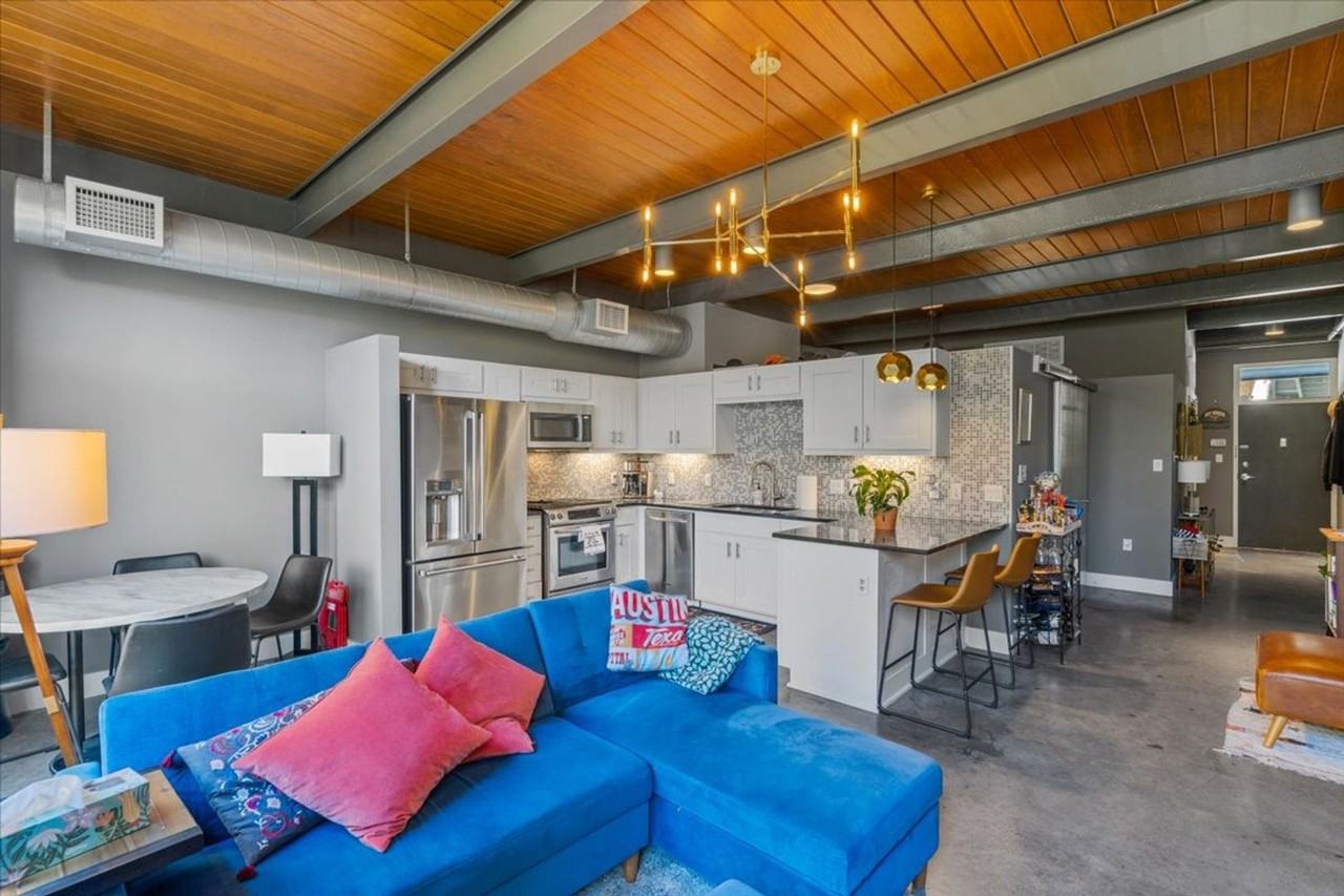 2205 N Lamar Blvd #214 - Photo 7 of 22