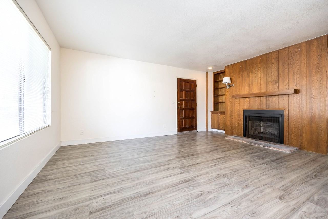 5006 Collwood Way - Photo 2 of 13