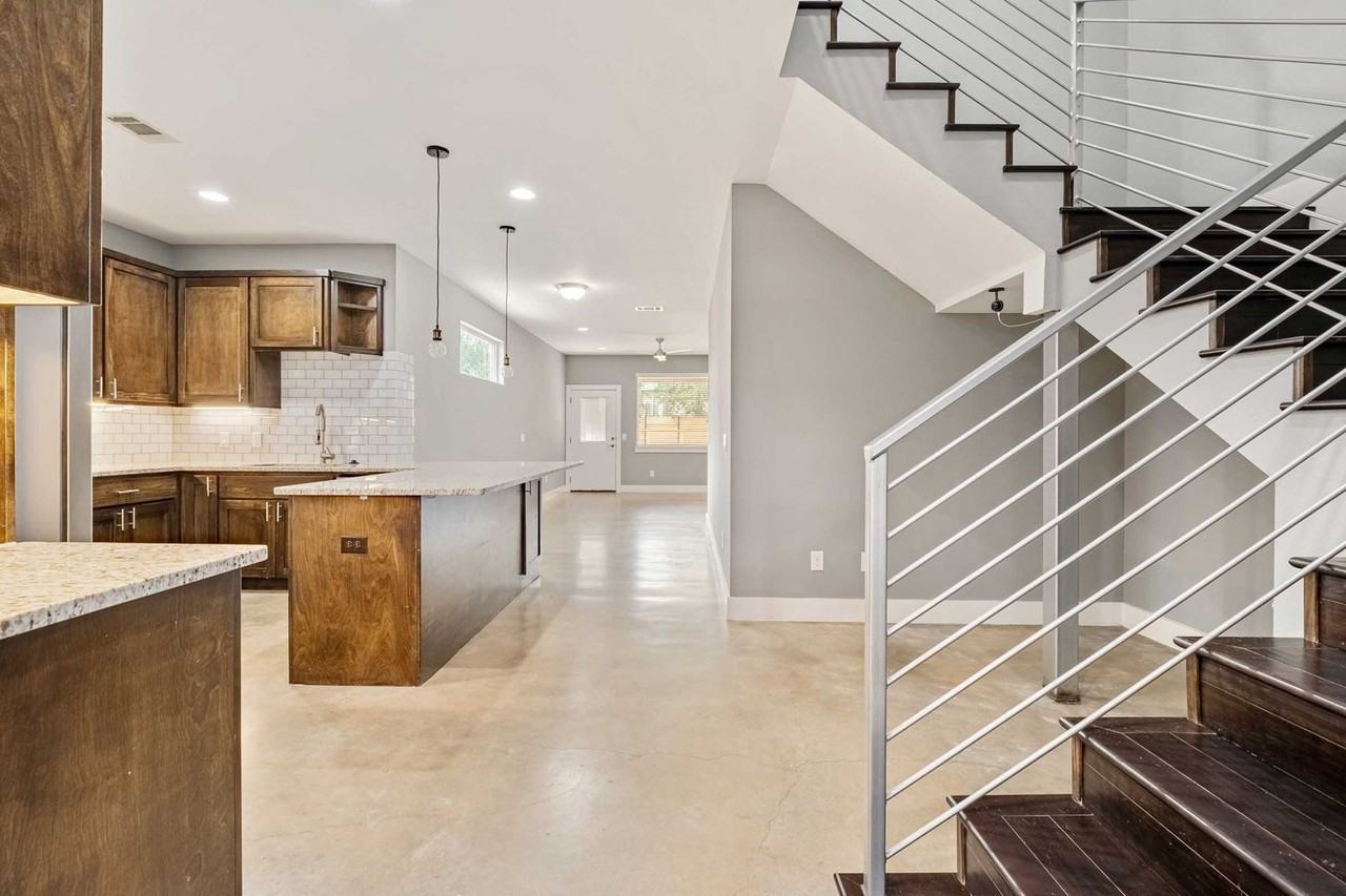 7302 Bennett Ave #A - Photo 5 of 22