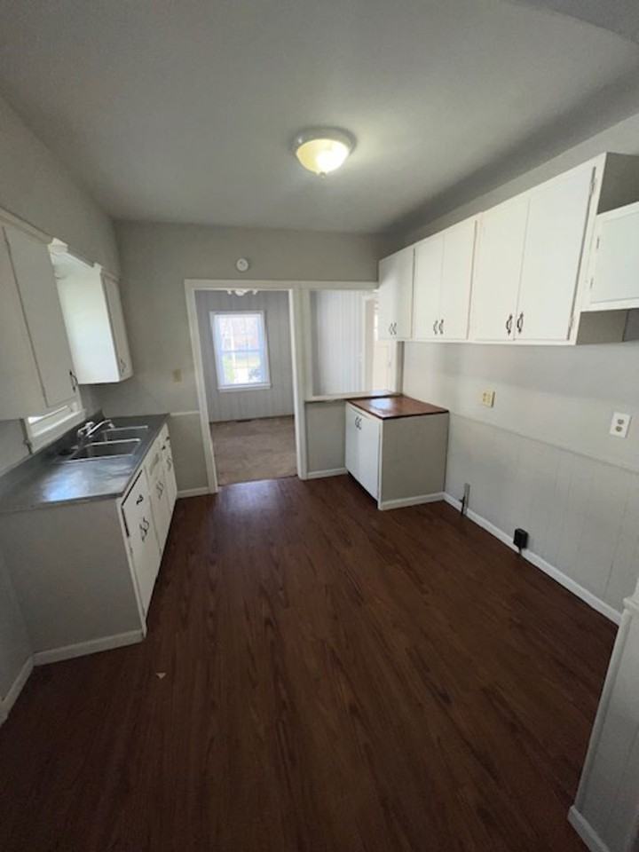 900 Hercules Ave - Photo 4 of 10