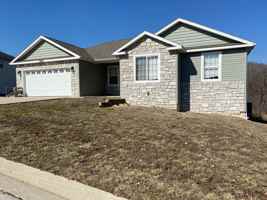 featured image of 133 Creek View Dr