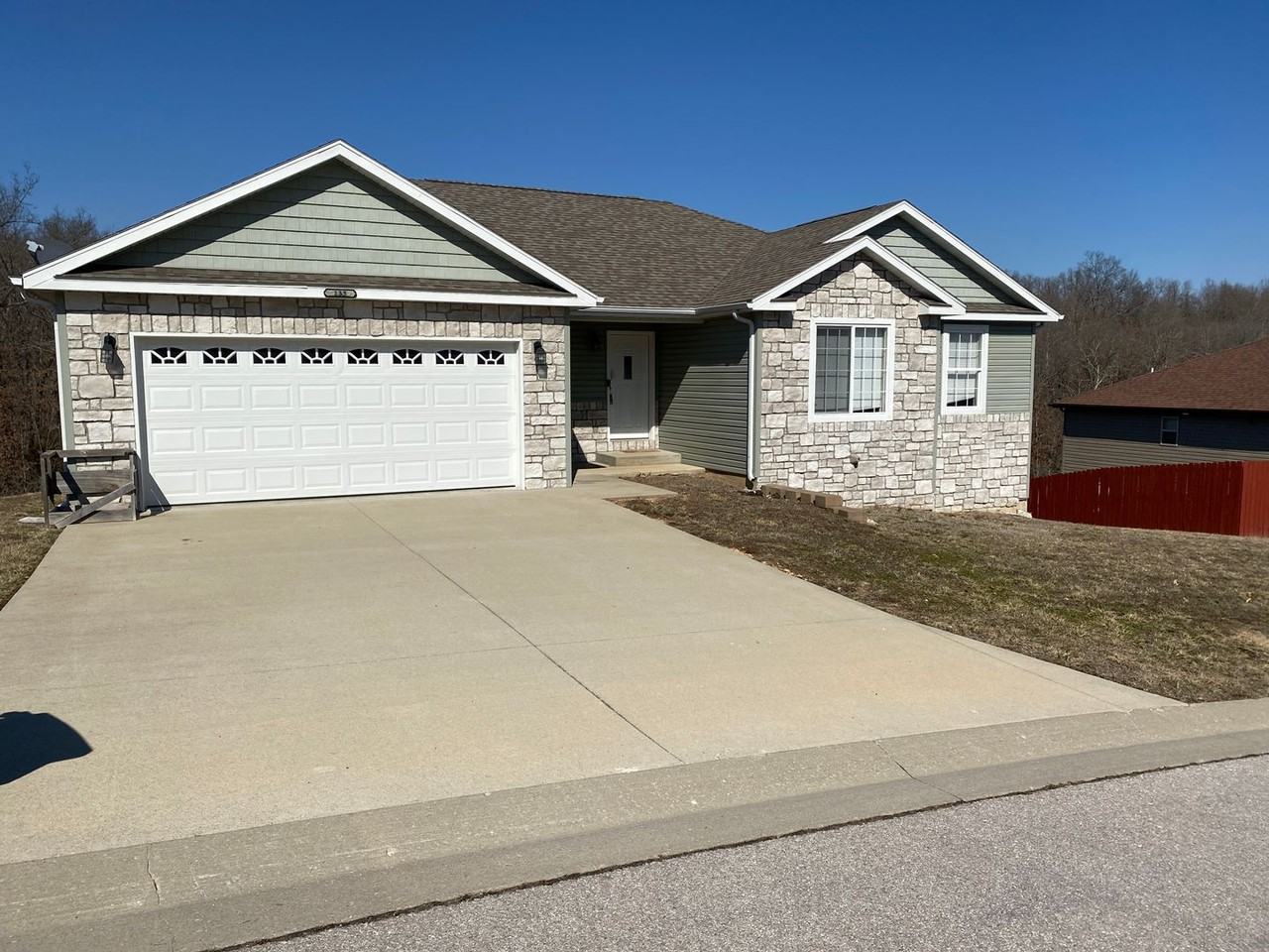 133 Creek View Dr - Photo 3 of 42