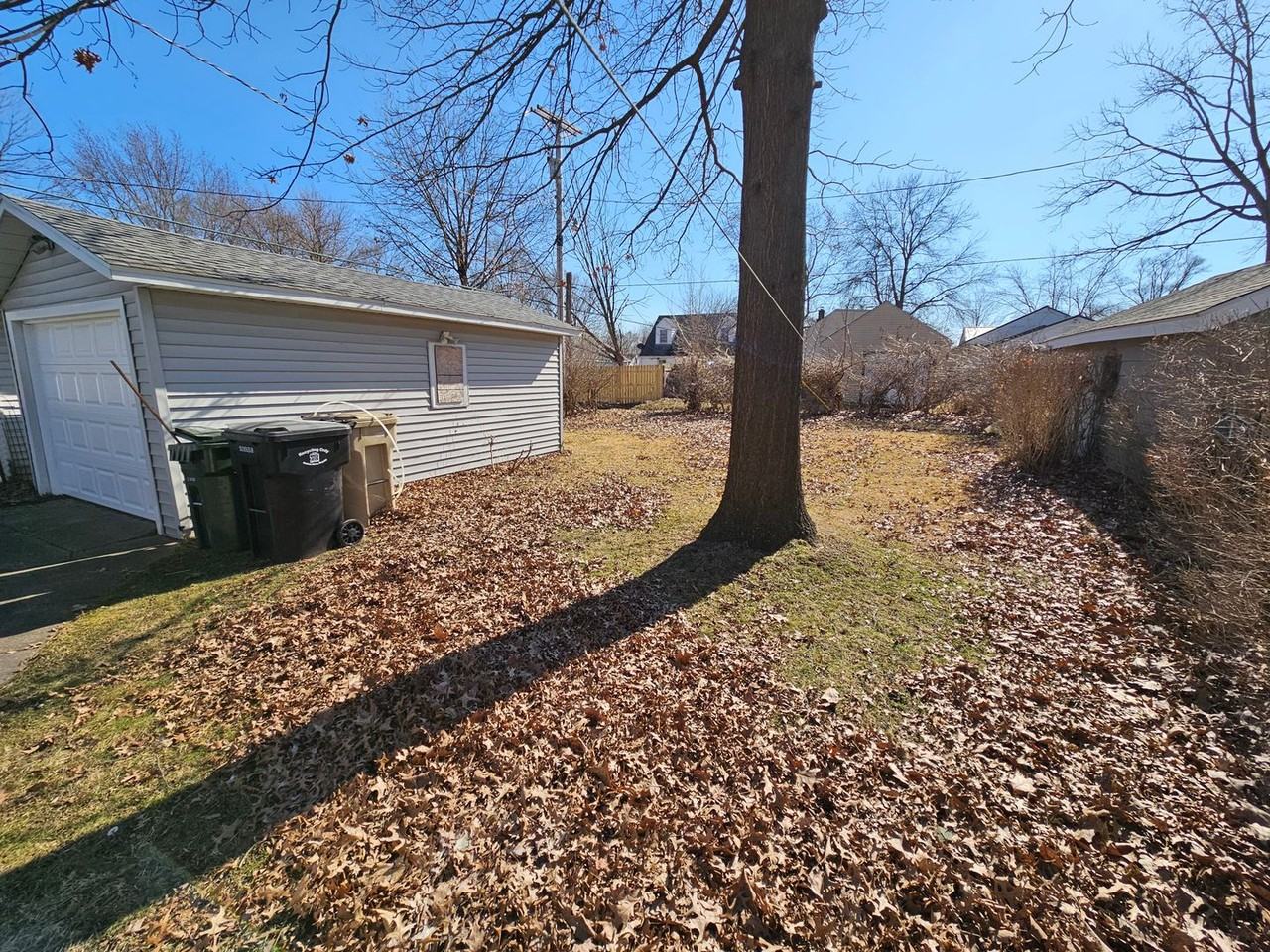 3022 Hartzer St - Photo 7 of 36