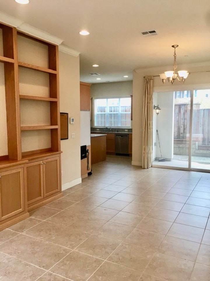 7089 Hyacinthus Ln - Photo 2 of 26