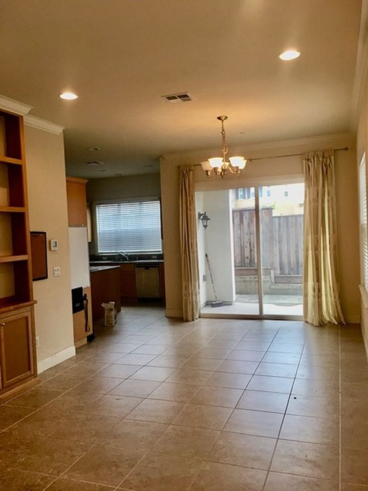 7089 Hyacinthus Ln - Photo 3 of 26