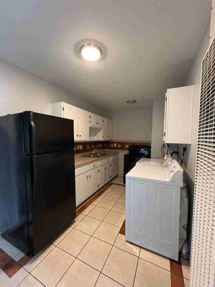 2202 Reclamation Ave - Photo 2 of 5