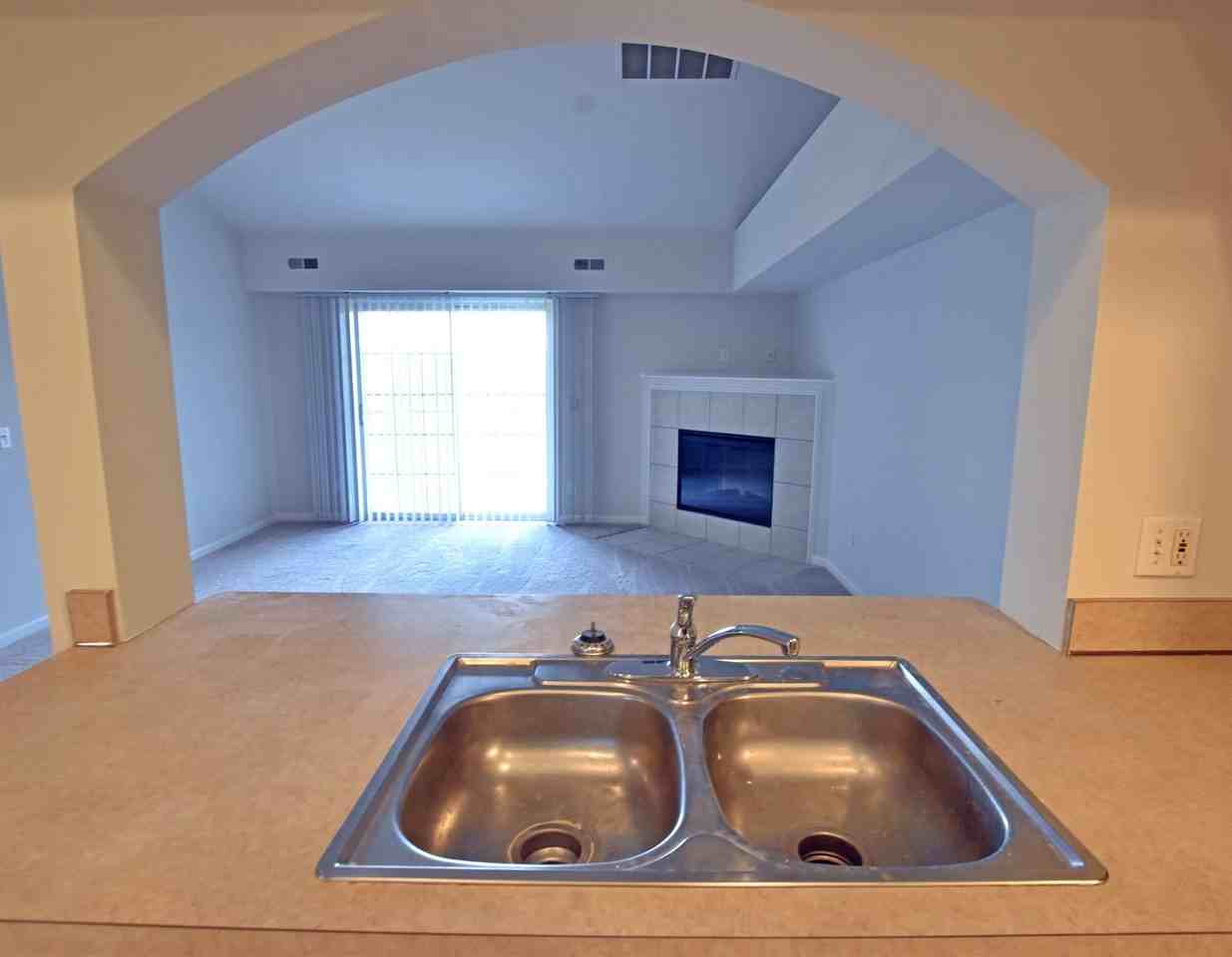 8306 N Annsbury Cir - Photo 6 of 26