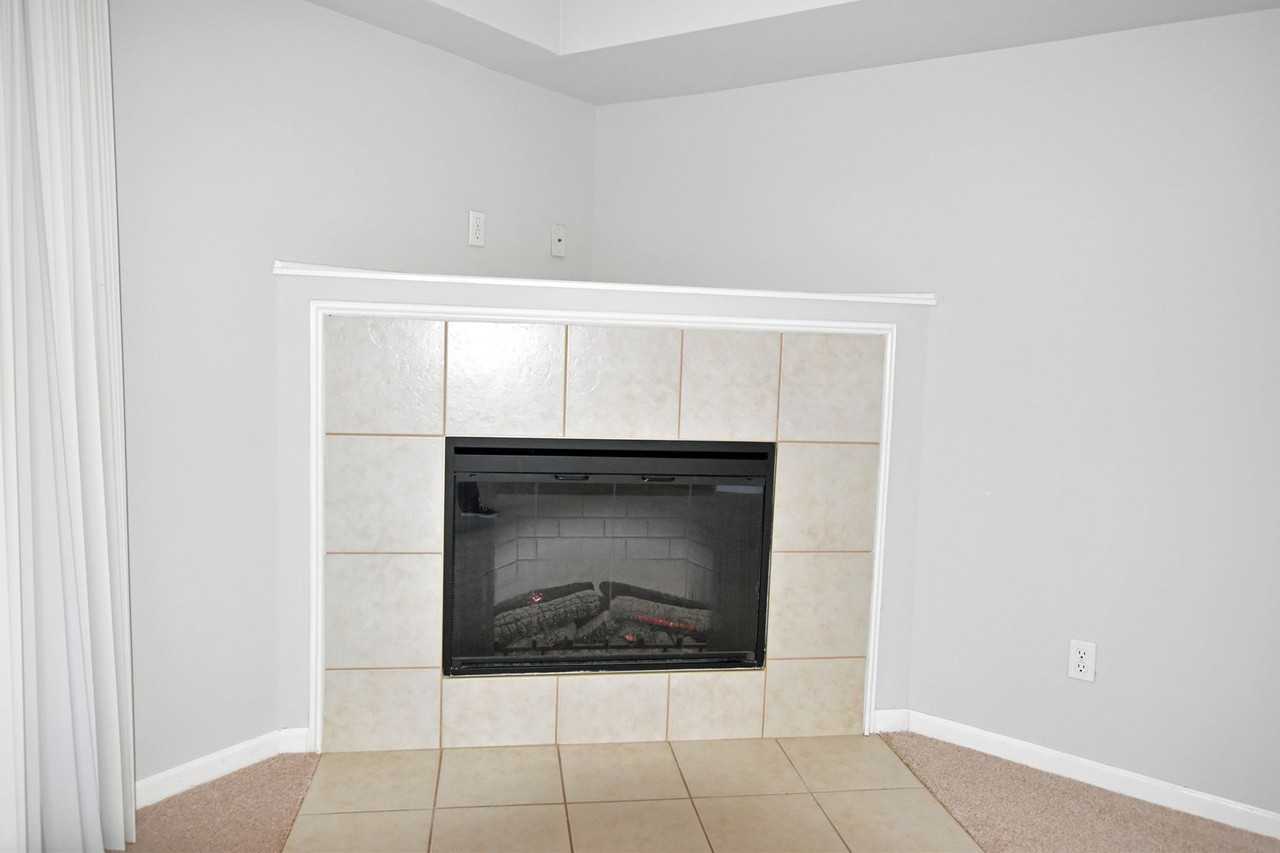 8306 N Annsbury Cir - Photo 7 of 26