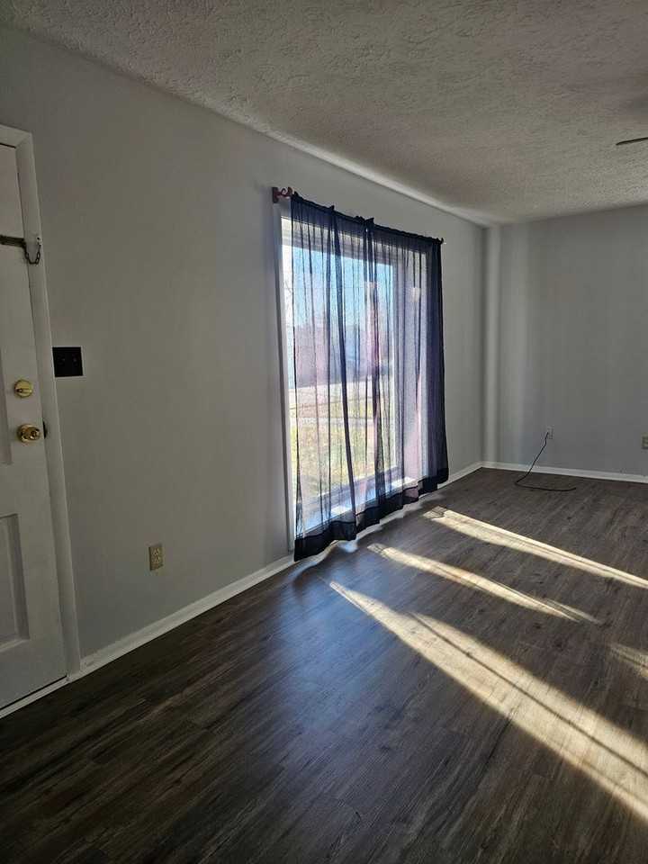 3900 Placid Pl - Photo 2 of 9