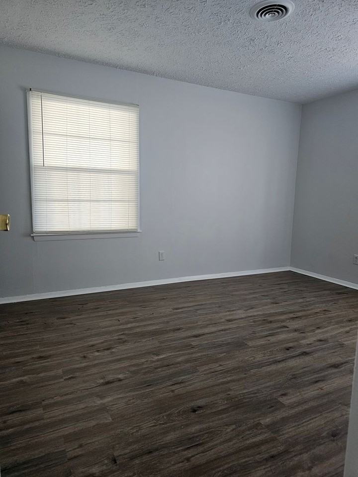3900 Placid Pl - Photo 7 of 9