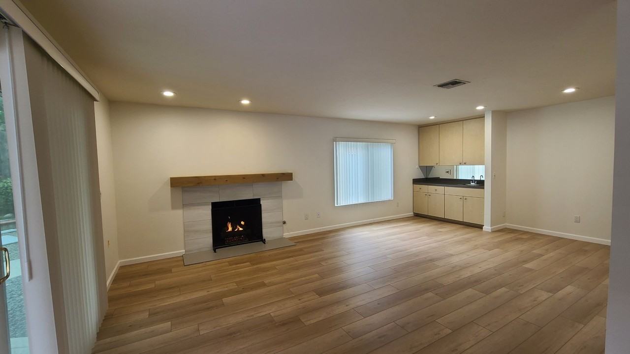 7313 Basso Ct - Photo 7 of 33