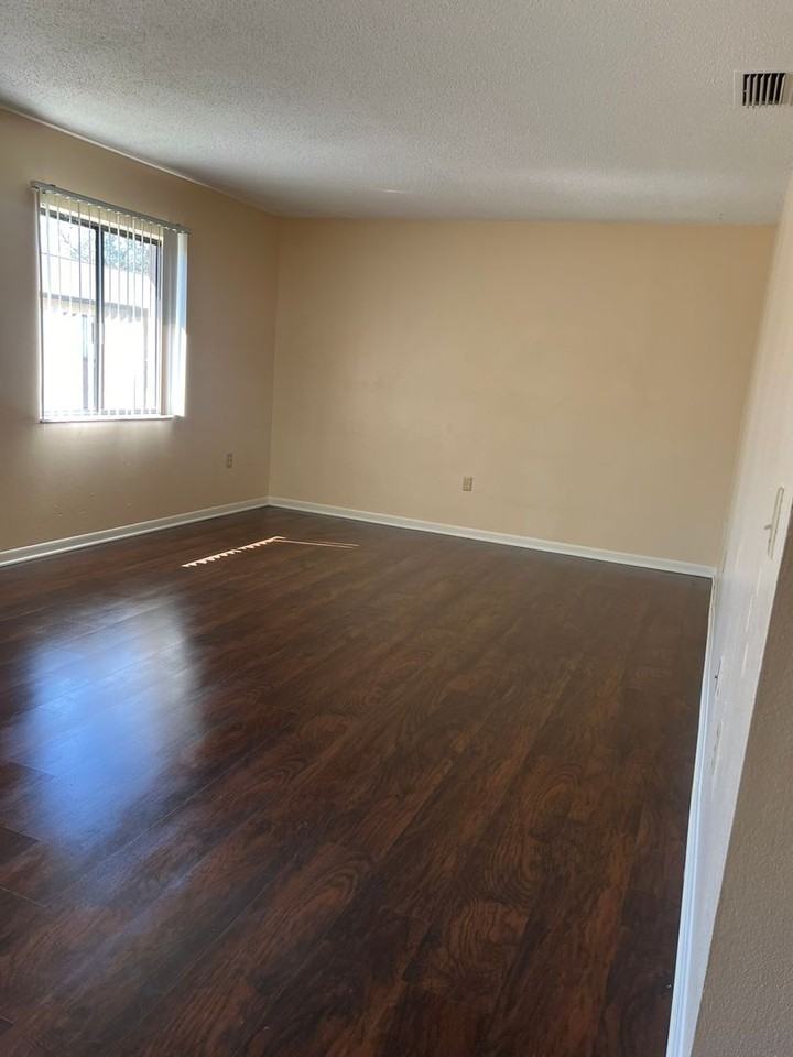 223 San Paulo Cir - Photo 6 of 16