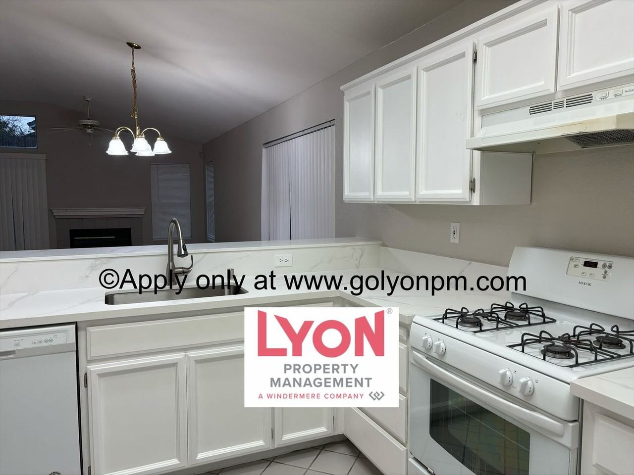 9068 Bristol Plaza Way - Photo 2 of 21