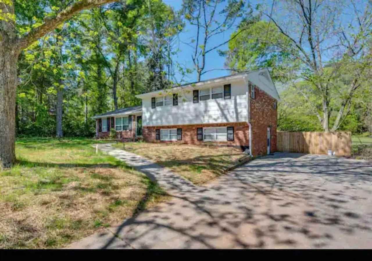 4429 Herschel Rd - Photo 2 of 30