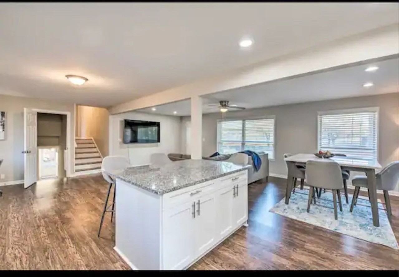 4429 Herschel Rd - Photo 4 of 30