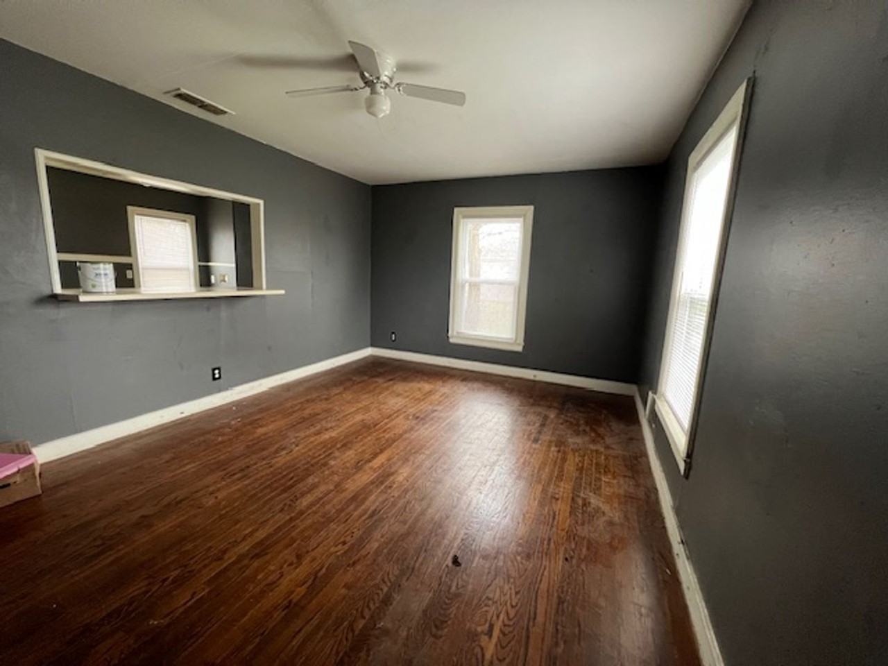 3118 Waverly Ave - Photo 3 of 10